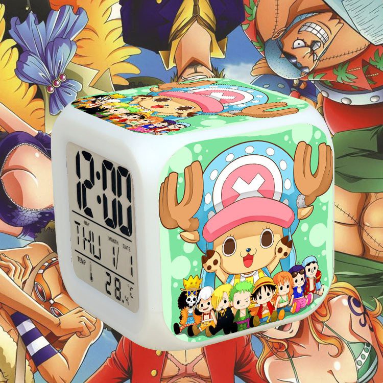 Đồng hồ báo thức để bàn in hình ONE PIECE ĐẢO HẢI TẶC đèn LED đổi màu anime chibi tiện lợi xinh xắn