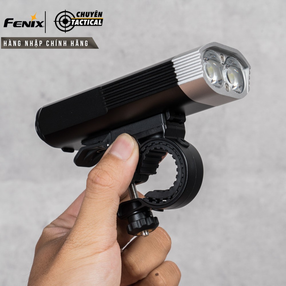 Đèn Pin Xe Đạp Fenix BC30 V2.0