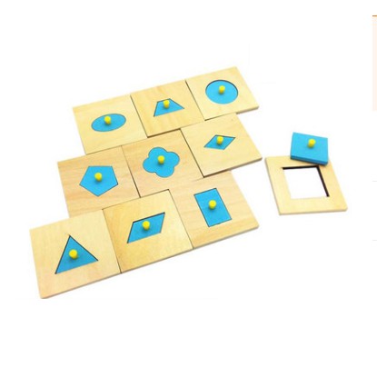 Giáo cụ Montessori - Bộ 10 núm trụ hình khối học cơ bản