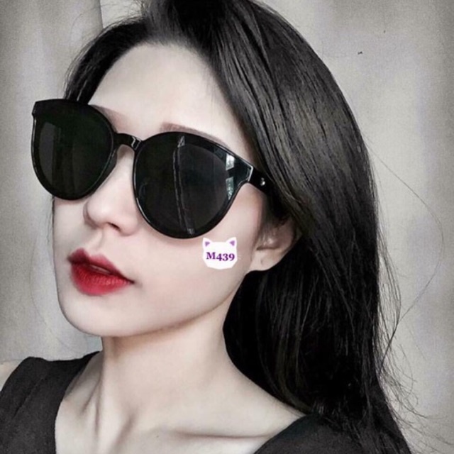 Kính uzllang V huyền thoại biển xanh ( có túi ) | BigBuy360 - bigbuy360.vn