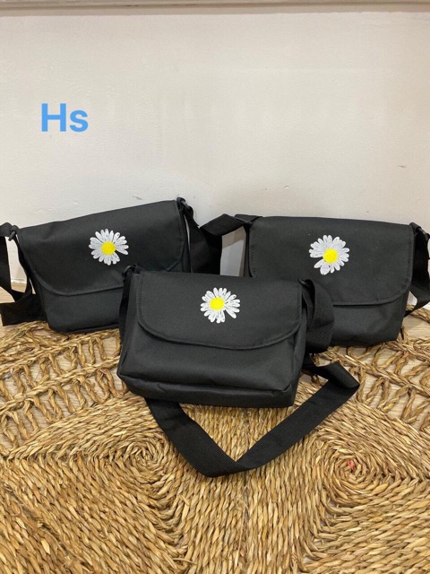 Túi đeo chéo hoa cúc H&amp;S 1106 siêu đẹp
