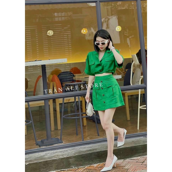 SÉT VEST CHÂN VÁY CHẤT KATE THÔ ÁO NẮP TÚI PHỐI NÚT CỰC XINH LUNG LINH VLTN SHOP