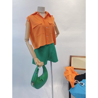 Áo sơ mi nữ không tay dáng croptop 3 màu cam, xanh và đen chất thun mềm mịn