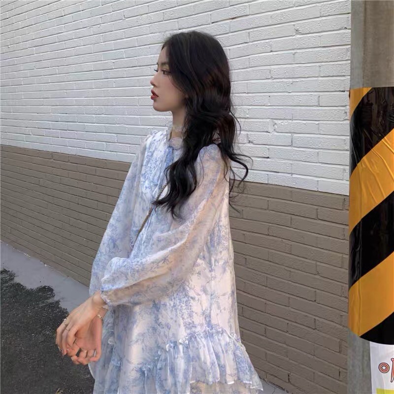 Váy trắng voan hoa nhí xanh da trời đuôi cá dáng dài Ulzzang