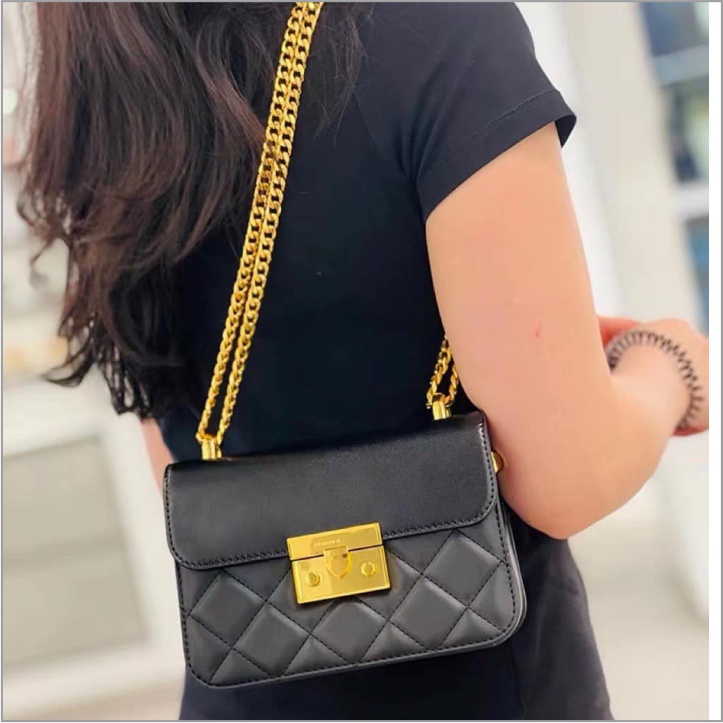 Túi Đeo Thời Trang CnK Xuân Hạ Khâu Quả Trám Mẫu 2022 Sành Điệu DC1701