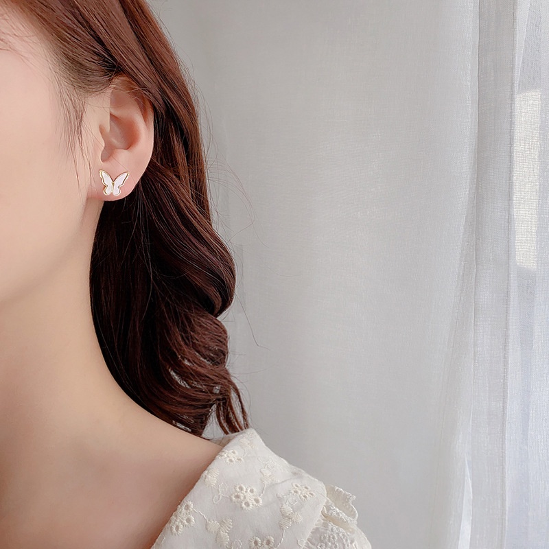 Khuyên tai hình bướm nhỏ đơn giản thời trang cá tính cho nữ