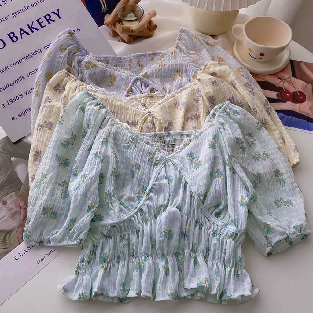 Áo croptop BH tay phồng cổ chữ V in họa tiết hoa nhí xinh xắn thời trang hè 2022 cho nữ