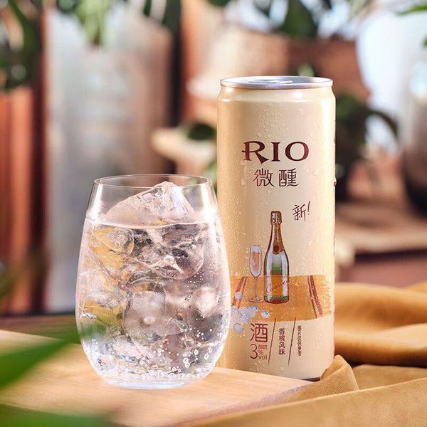 NƯỚC UỐNG TRÁI CÂY RIO