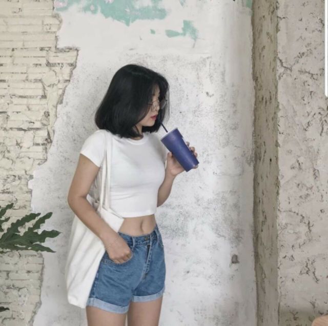 Áo thun croptop trơn ôm body
