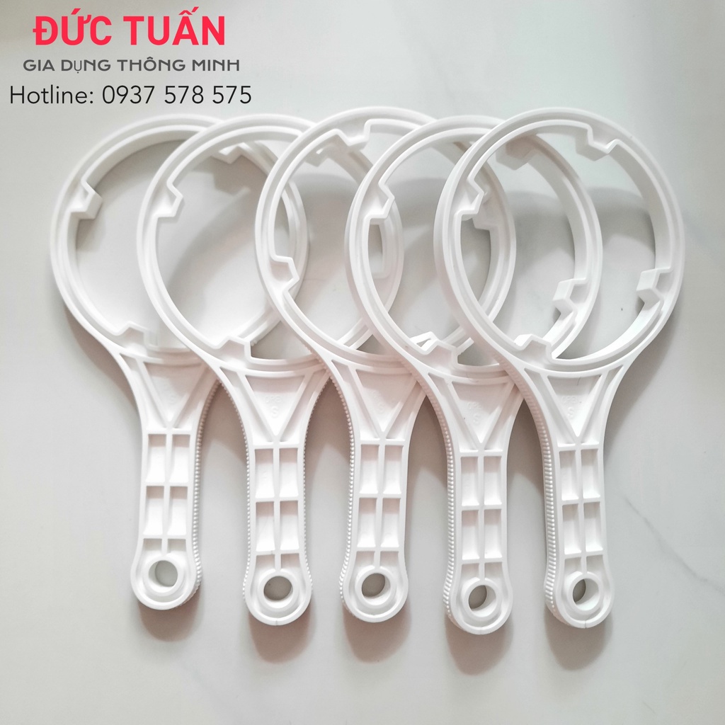 Tay vặn cốc lọc nước 10 inch và Tay mở cốc màng RO