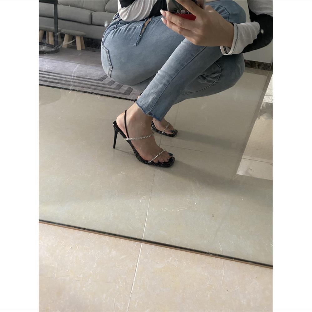 Sandal Cao Gót Mũi Vuông Thiết Kế Mới Quyến Rũ Thời Trang Dành Cho Mùa Hè