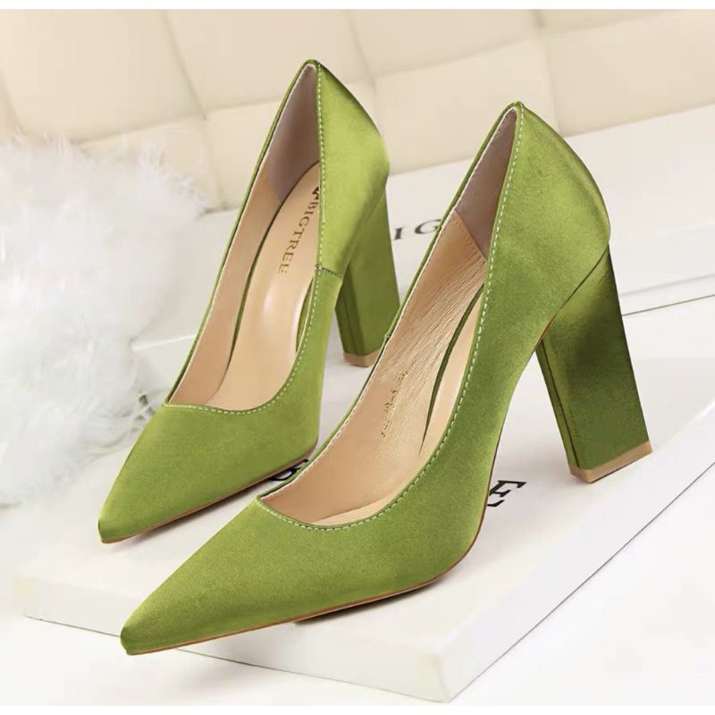 Giày cao gót BIGTREE chính hãng lụa satin xanh lá gót vuông 9cm size 36-37