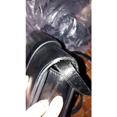 Túi đeo chéo dáng hộp