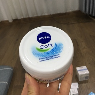 Kem dưỡng ẩm nivea Đức
