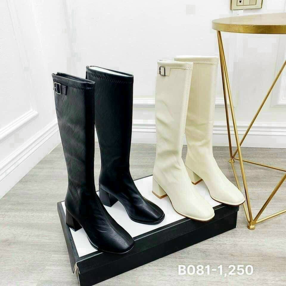 Bốt đùi dáng dài khuy đai da mịn đen kem gót trụ khóa sau - 5P