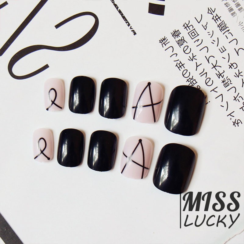 Set 24 móng tay giả màu đen họa tiết các đường chéo nhau thời trang nữ