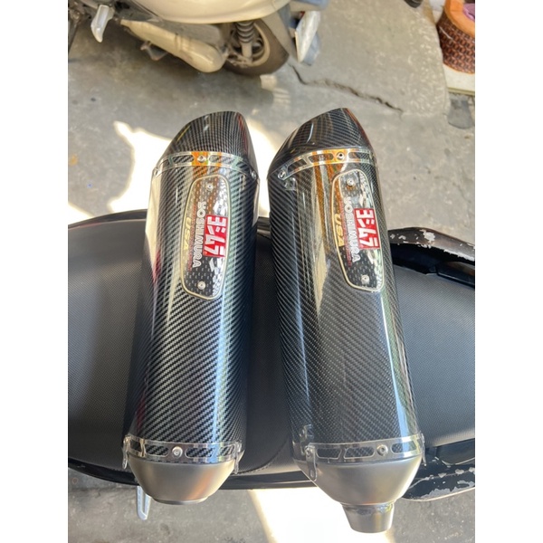 pô yoshi yoshimura r77 bằng carbon xịn tặng tiêu ngoài