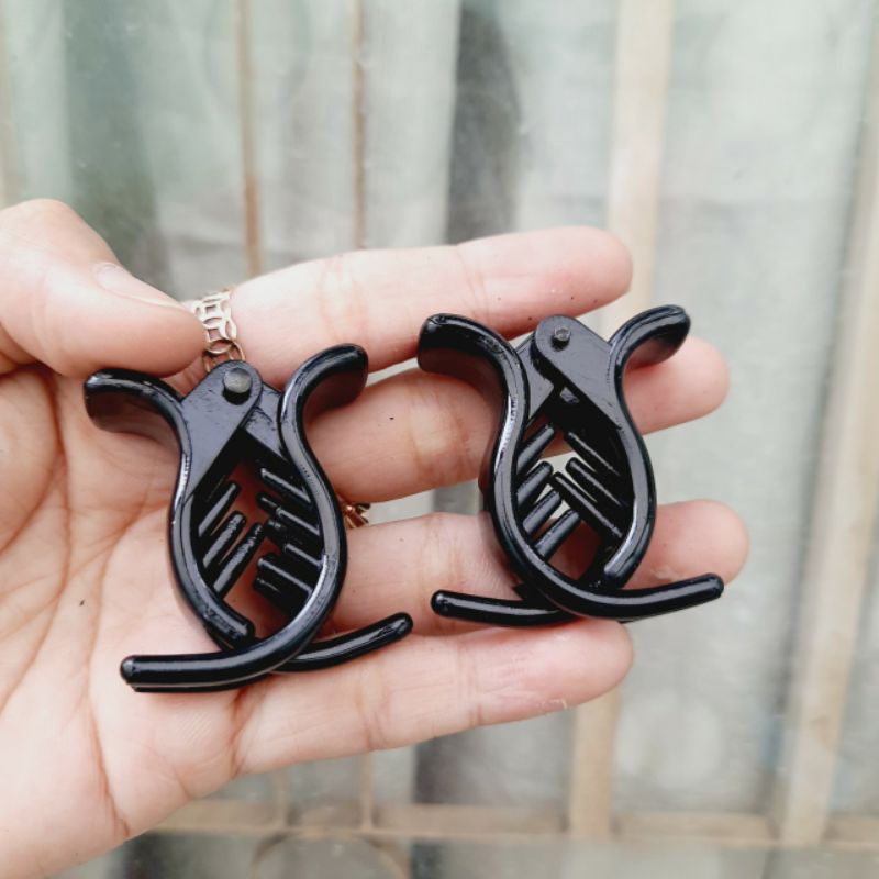 Kẹp tóc 3 răng nhí màu đen bóng