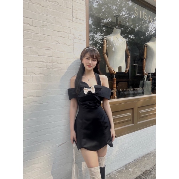 {Sẵn M L } Đầm Anjing Dress cột cổ bẹt vai đính nơ 🏁 | BigBuy360 - bigbuy360.vn