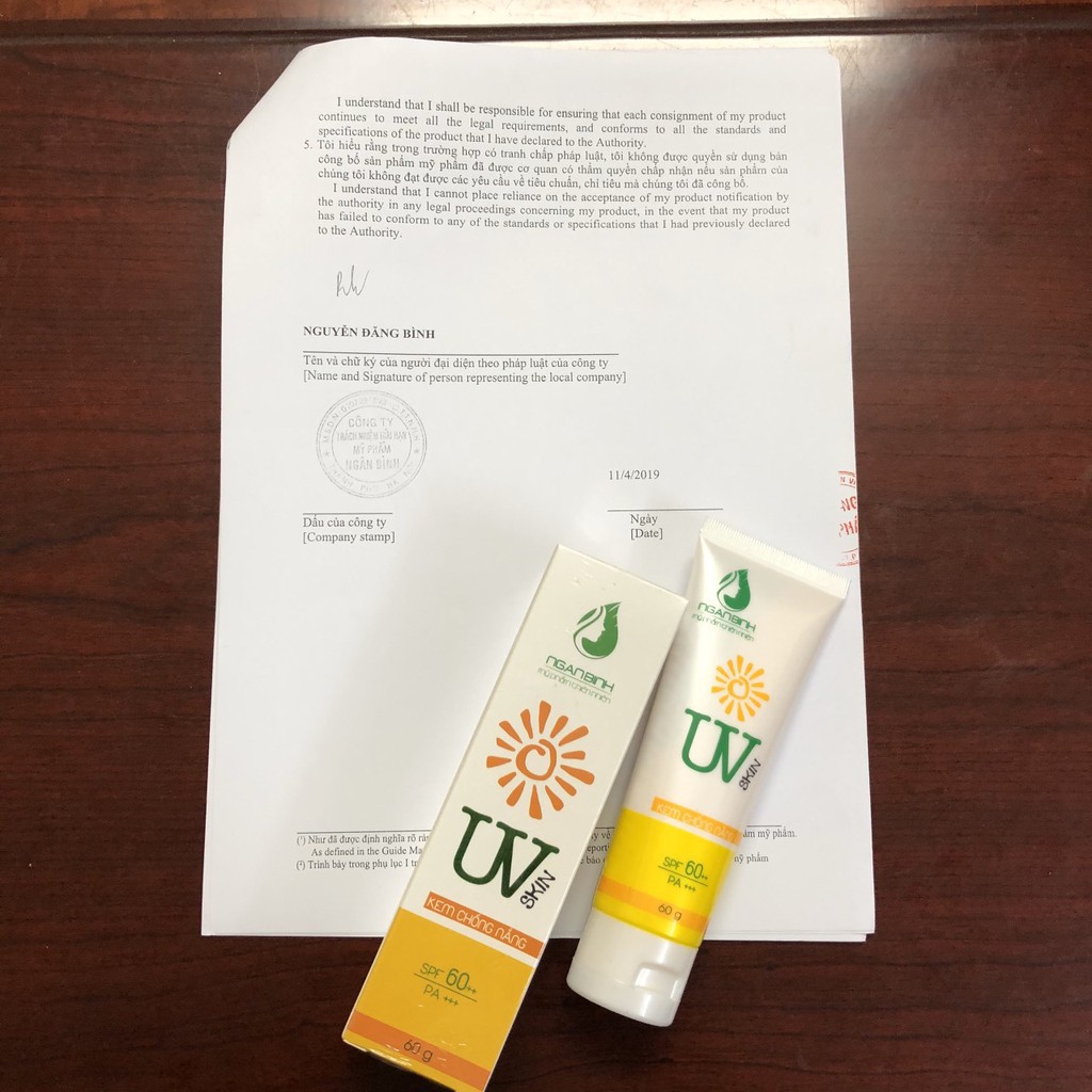 Kem Chống Nắng Siêu Nhẹ.Kem Chống Nắng Nâng Tông Da.Kem Chống nắng dưỡng da trắng mịn,bảo vệ khỏi tia UV PA+++ dưỡng ẩm | BigBuy360 - bigbuy360.vn