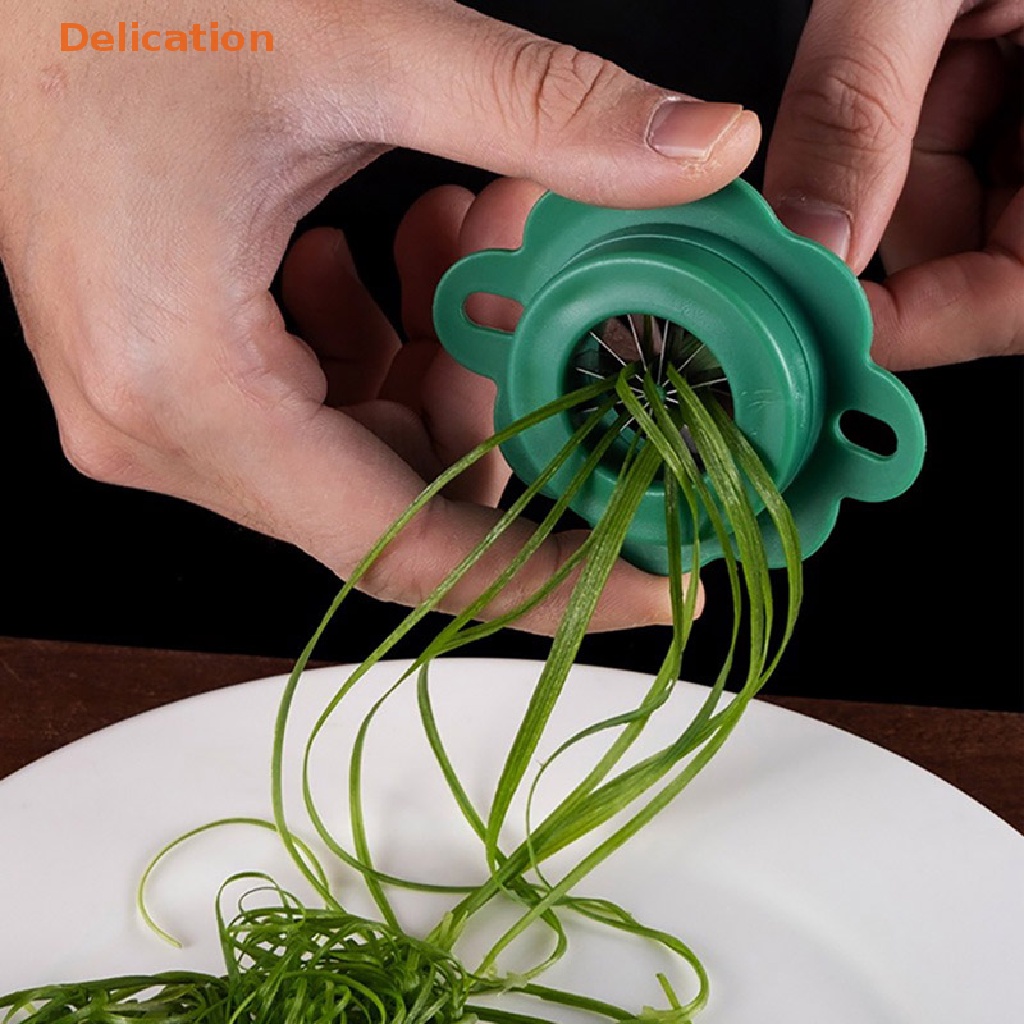 Dụng Cụ Cắt Hành Tây Màu Xanh Lá Cây Tiện Dụng
