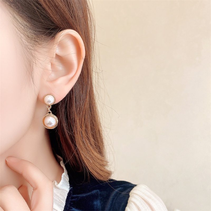 Khuyên tai kẹp không bấm lỗ chốt cố định K010 bằng hợp kim mạ vàng hình tròn đính hạt trai dáng midi Leous