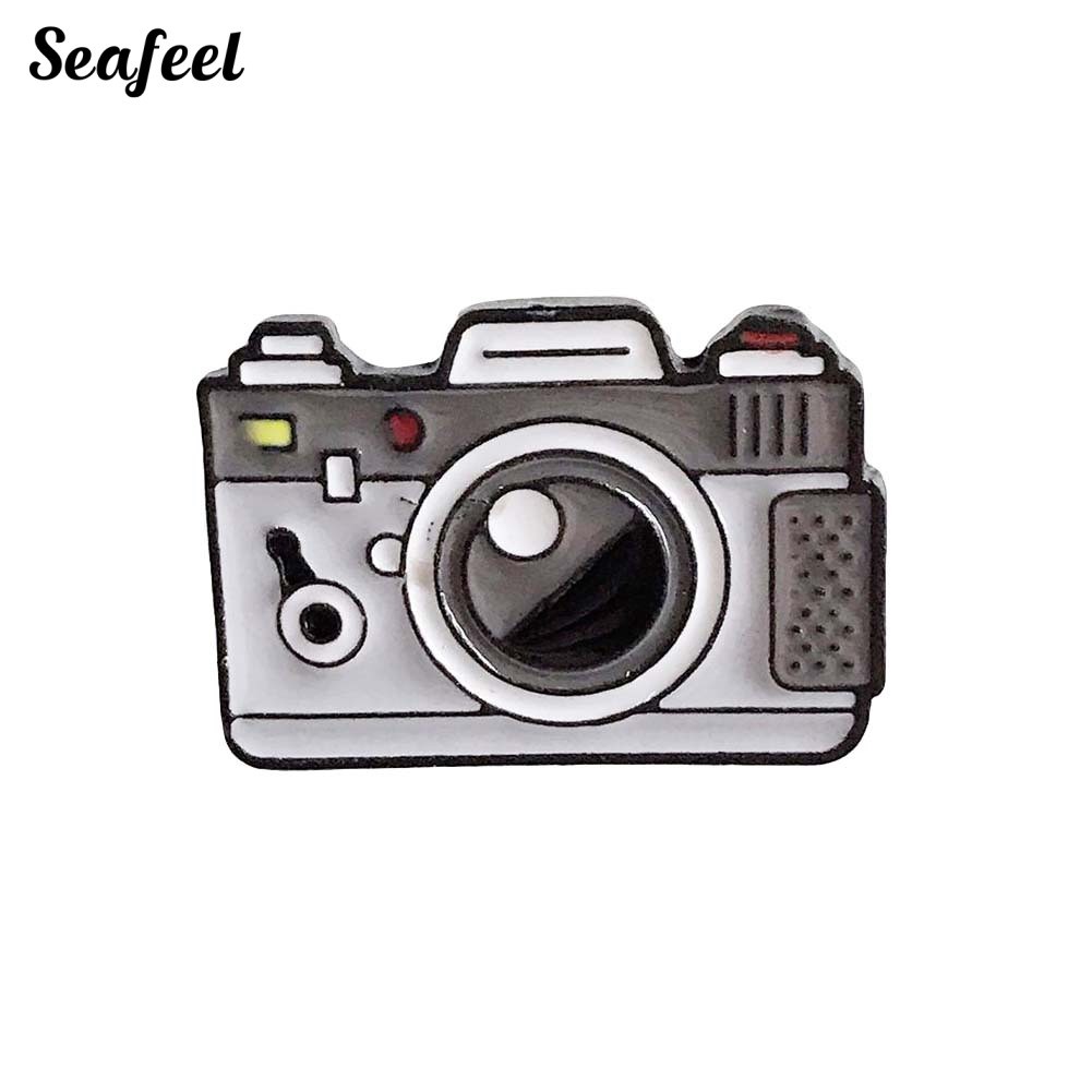 SF ✥ Women Camera Shape Enamel Brooch Pin Corsage Jacket Bag Badge Accessory