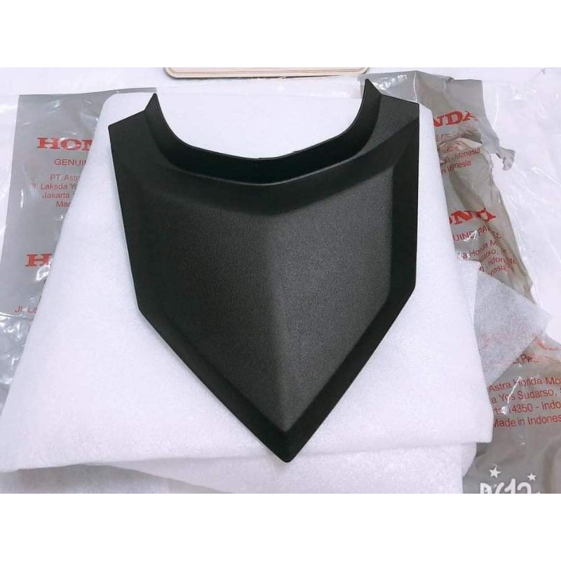 Ốp nhựa đươi sau Sonic 150