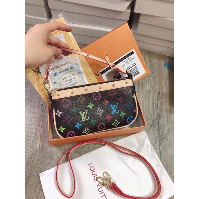 Túi lờ vê hoa văn