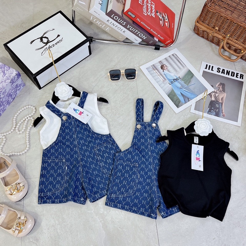 Set NY yếm bò + áo 3 lỗ cho bé gái