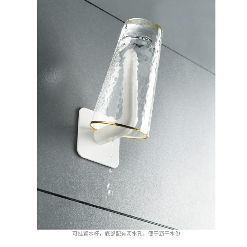 Móc Treo Khăn Giấy Dán Tường Tiện Dụng