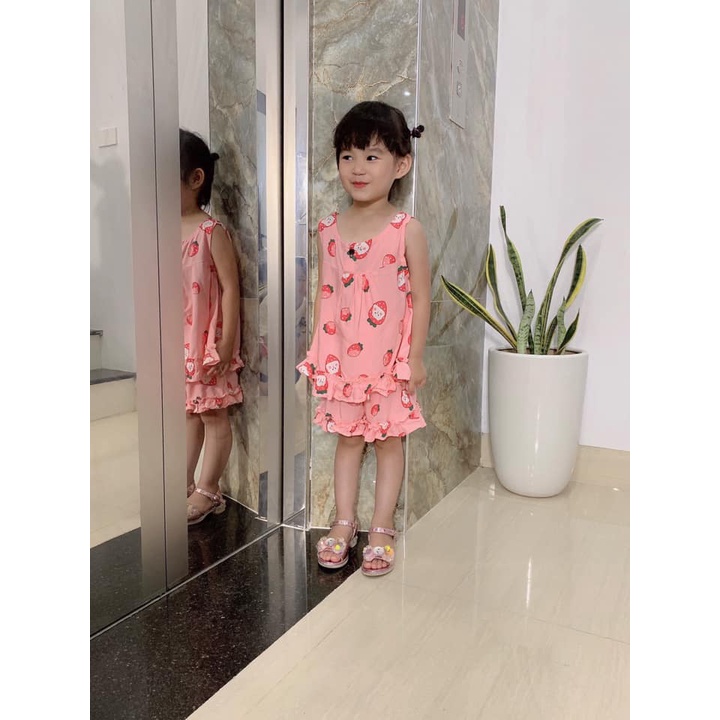 Bộ lanh bé gái may bèo điệu đà - BLB