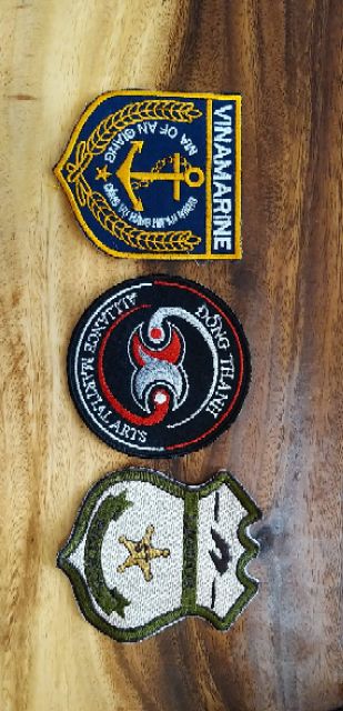 Thêu logo vi tính - Thêu phù hiệu học sinh theo yêu cầu