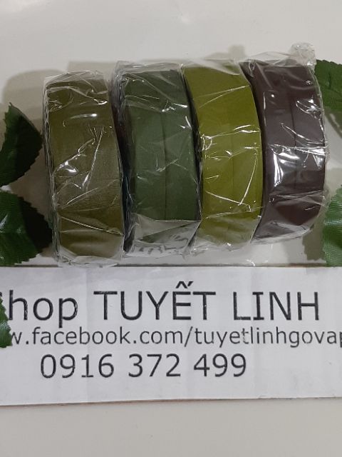 Sáp màu để quấn làm cành hoa giấy 20k /cuốn | BigBuy360 - bigbuy360.vn