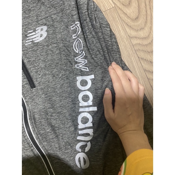 Áo khoác NB dư sịn