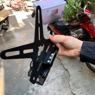 Pat biển số hít nam châm