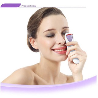 Dụng Cụ Kẹp Mi Nhiệt Làm Cong Mi Nhanh Chóng - Sử Dụng Pin
