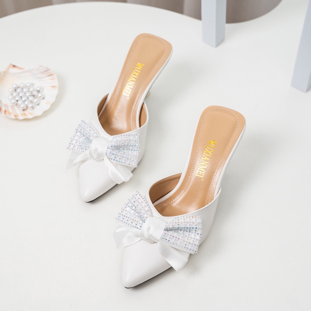 giày cao gót bít mũi gắn lơ vải gót nhọn chât da mềm xịn cao 5 phân hàng xuất khẩu 2022 mã-028