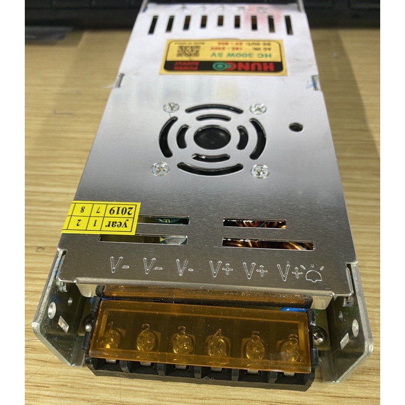 Nguồn led 5V 60A mỏng trong nhà có quạt, chuyên dùng cho module led | BigBuy360 - bigbuy360.vn