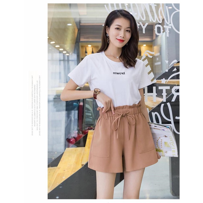 Quần đùi nữ phong cách trẻ trung năng động đánh yêu