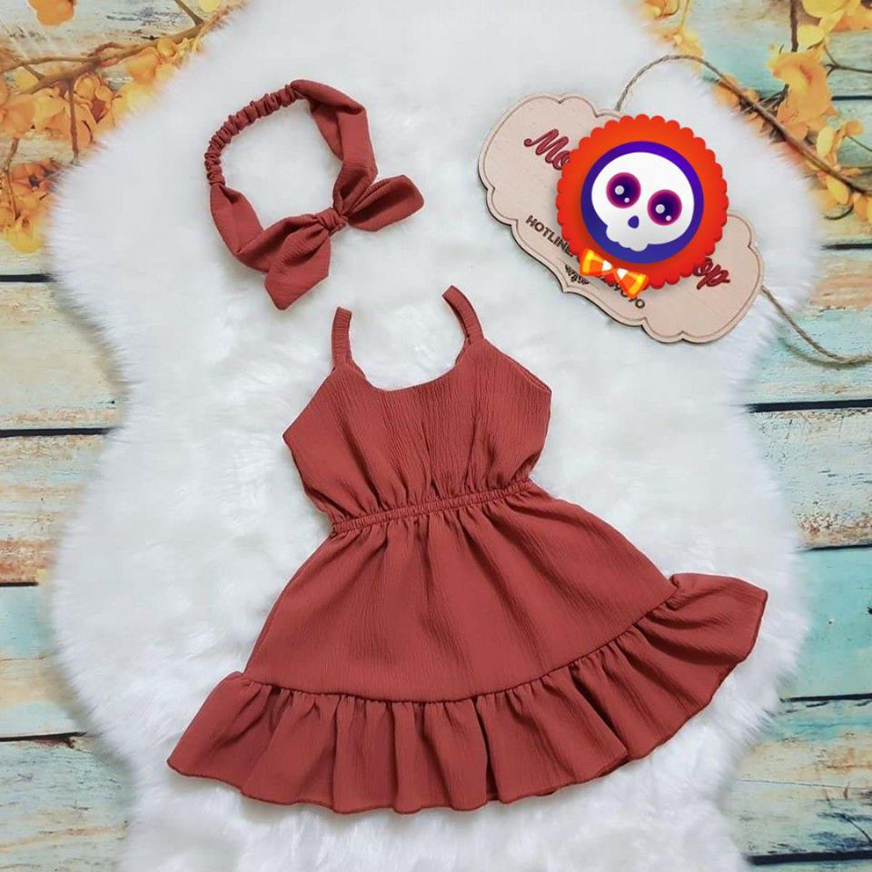 Đầm cát sịn kèm turban