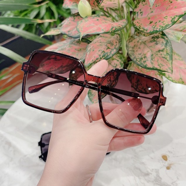 Kính Mát Hợp Kim Nam nữ FENDI Tròng Phân Cực Polarized | BigBuy360 - bigbuy360.vn