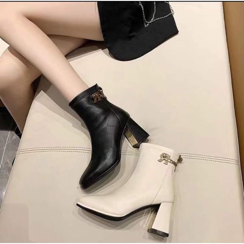 bốt R- xích mạ vàng, dáng Ba sic cực dễ phối đồ