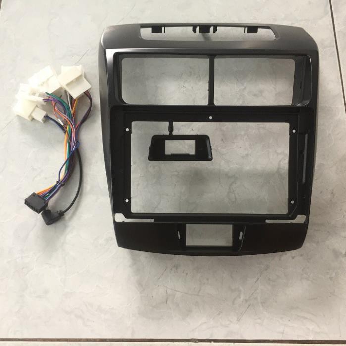 Mặt Dưỡng Toyota Avanza 2010 - 2015, 9 inch kèm jack nguồn zin