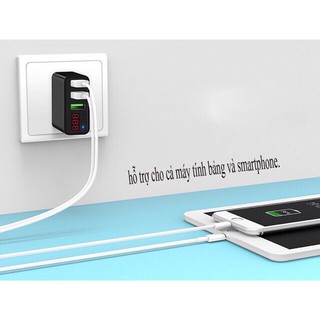 Củ sạc 3 cổng USB HOCO C15 - Màn hình LCD hiển thị điện áp