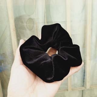 Combo 2 cái Cột tóc nhung trơn mã 1012 (kt: 9-11cm)