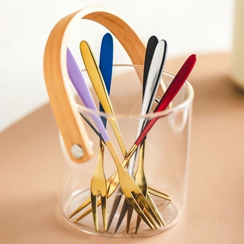 Nĩa Ăn Tráng Miệng Bằng Thép Không Gỉ Nhiều Màu Sang Trọng Tiện Dụng