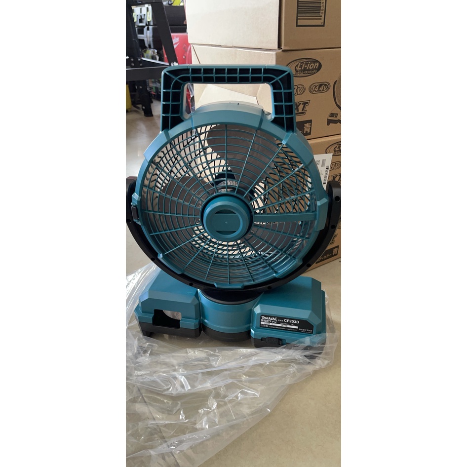 QUẠT MAKITA 18V-220V - CF203D