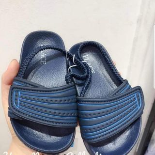 Sandal bé trai +2.5 % phí shoppee