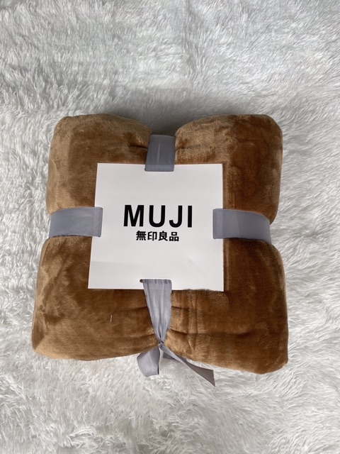 Chăn tuyết MUJI xuất Nhật hàng đủ 1.8 Kg